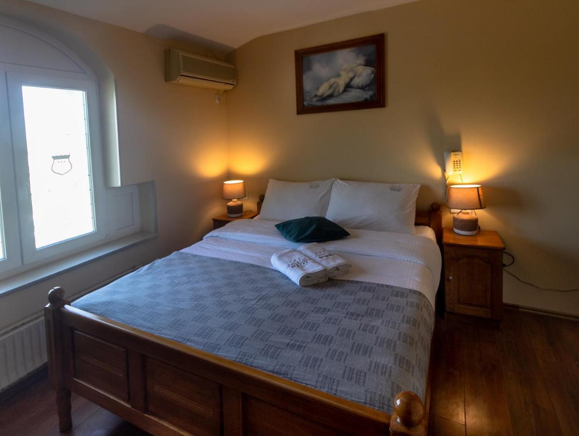 Motel Atos Laktaši Buitenkant foto